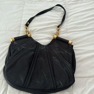B. Makowsky leather bag